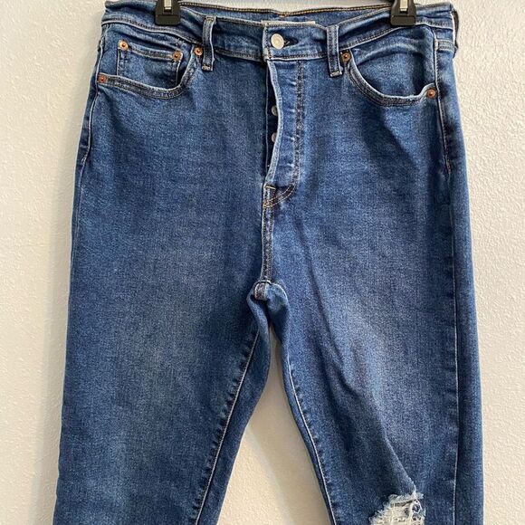 Levi’s Wedgie Straight Women’s Button Fly Raw Hem Size 32 Distressed UB1-23 - Picture 2 of 11